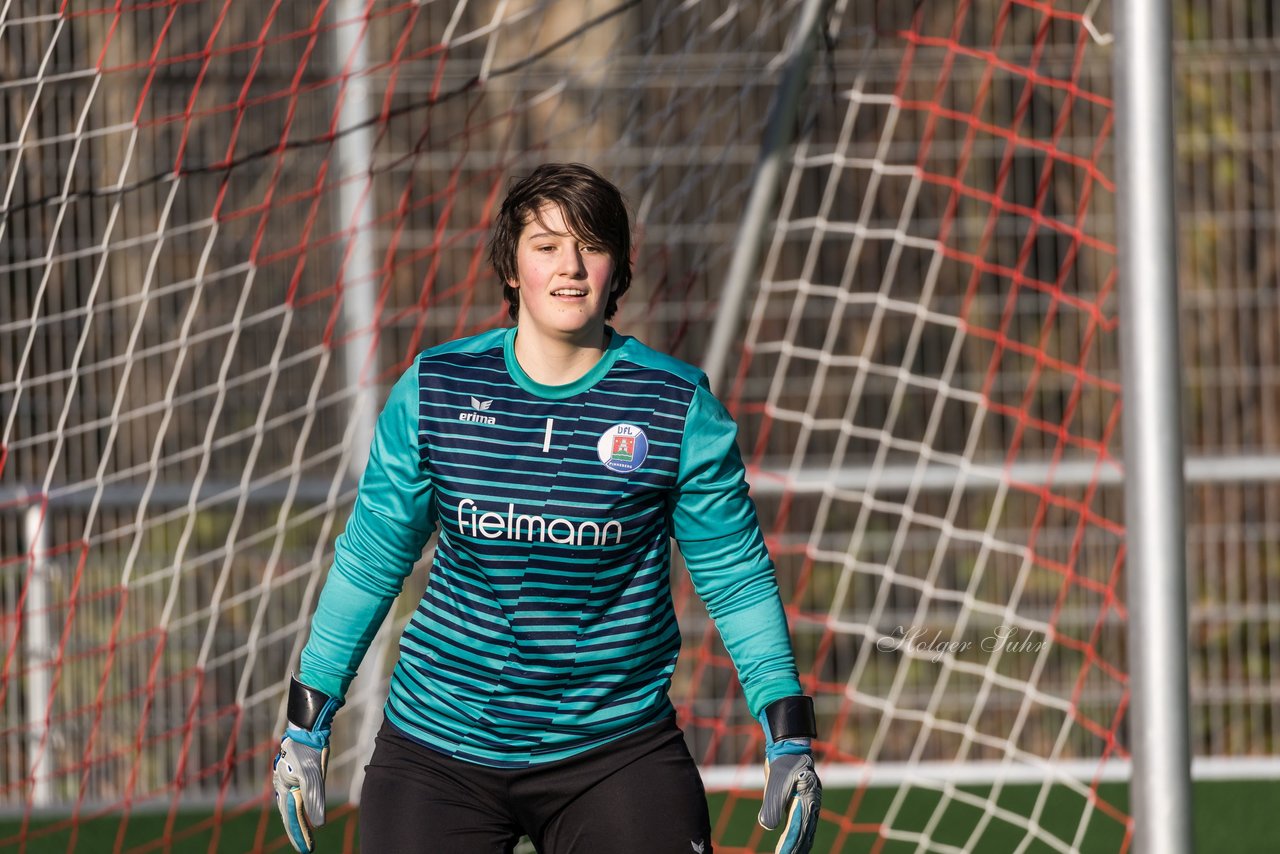 Bild 85 - wBJ VfL Pinneberg2 - Eimsbuttler TV 3 : Ergebnis: 5:0